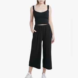 Women’s Knot Rib Crop Pant